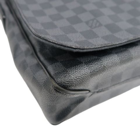 LOUIS VUITTON District MM Damier Graphite Shoulder Crossbody Bag - Black