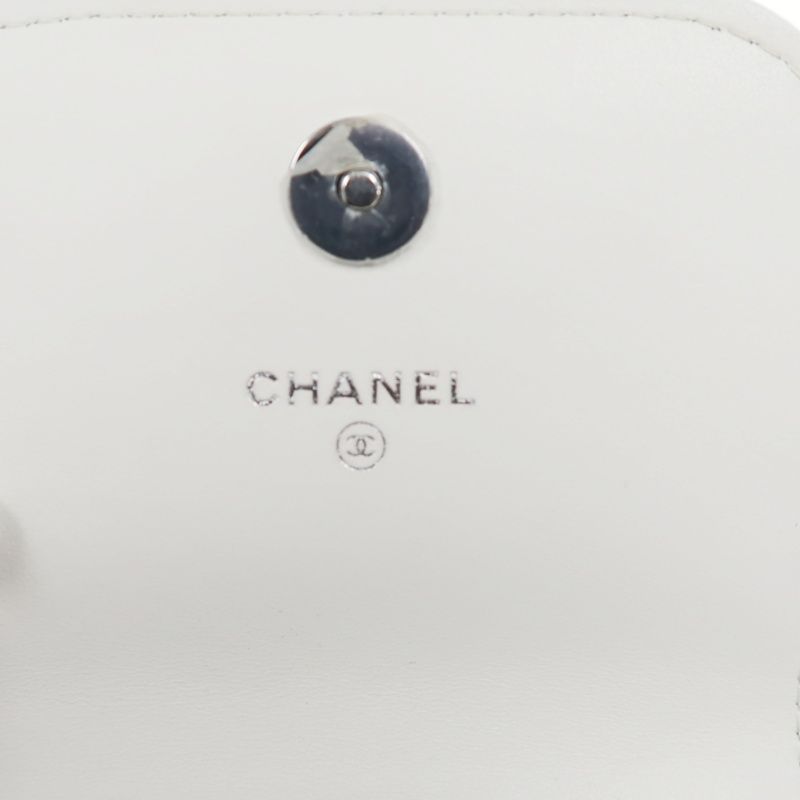 CHANEL 19 Matelassé Phone Shoulder Bag, Lambskin, White, Black Hardware, With Guarantee Card