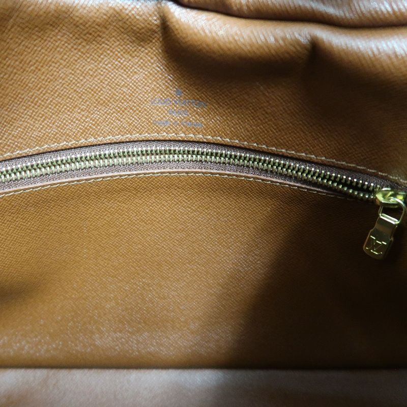 LOUIS VUITTON Blois 30 Monogram Brown Shoulder Bag - Coated Canvas