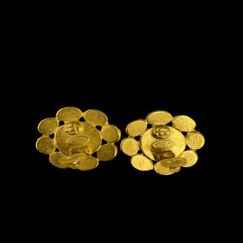 CHANEL Gold-tone Alloy Green Stone Ear Clip
