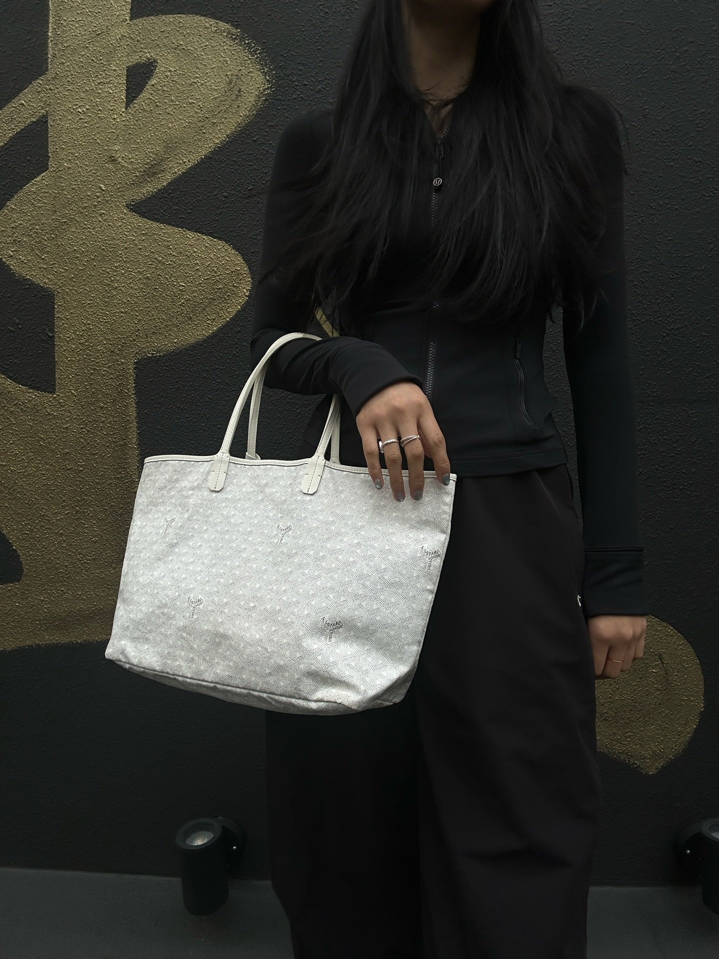 GOYARD Saint Louis PM Tote Bag, White, with Pouch