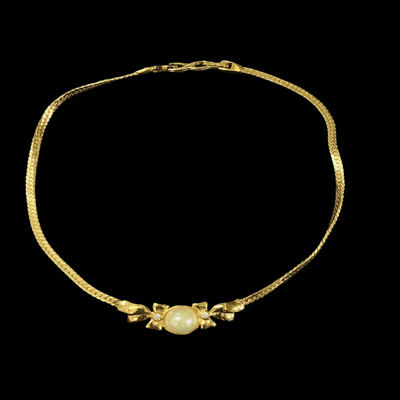 NINA RICCI Necklace With Gold Hardware