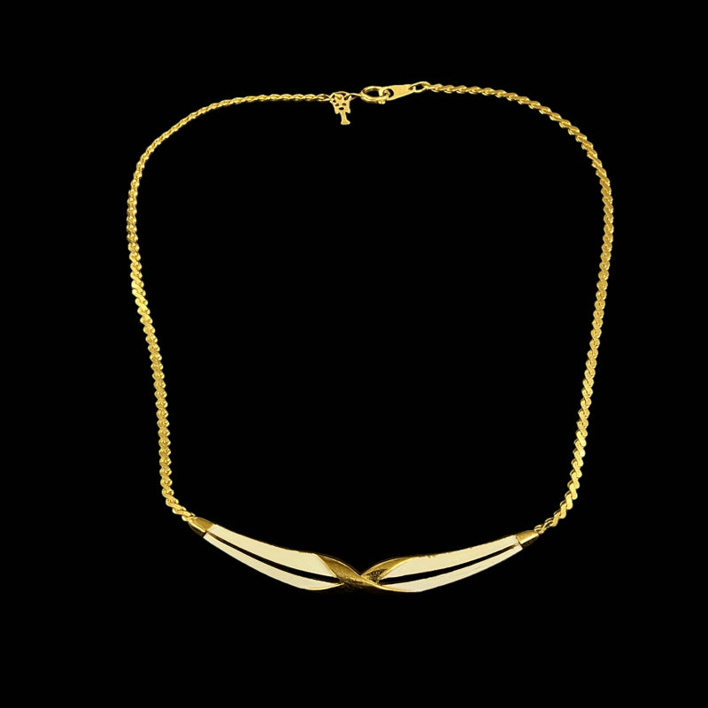 TRIFARI Necklace With Gold Hardware