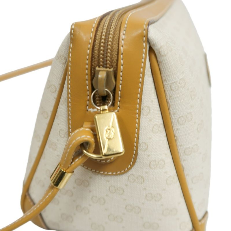 GUCCI White Beige Crossbody Bag (Coated Canvas)