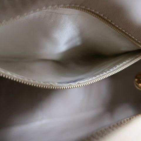 CHANEL White Caviar Leather Quilted Coco Mark Chain Shoulder Crossbody Bag with Dust Bag & Silk Scarf