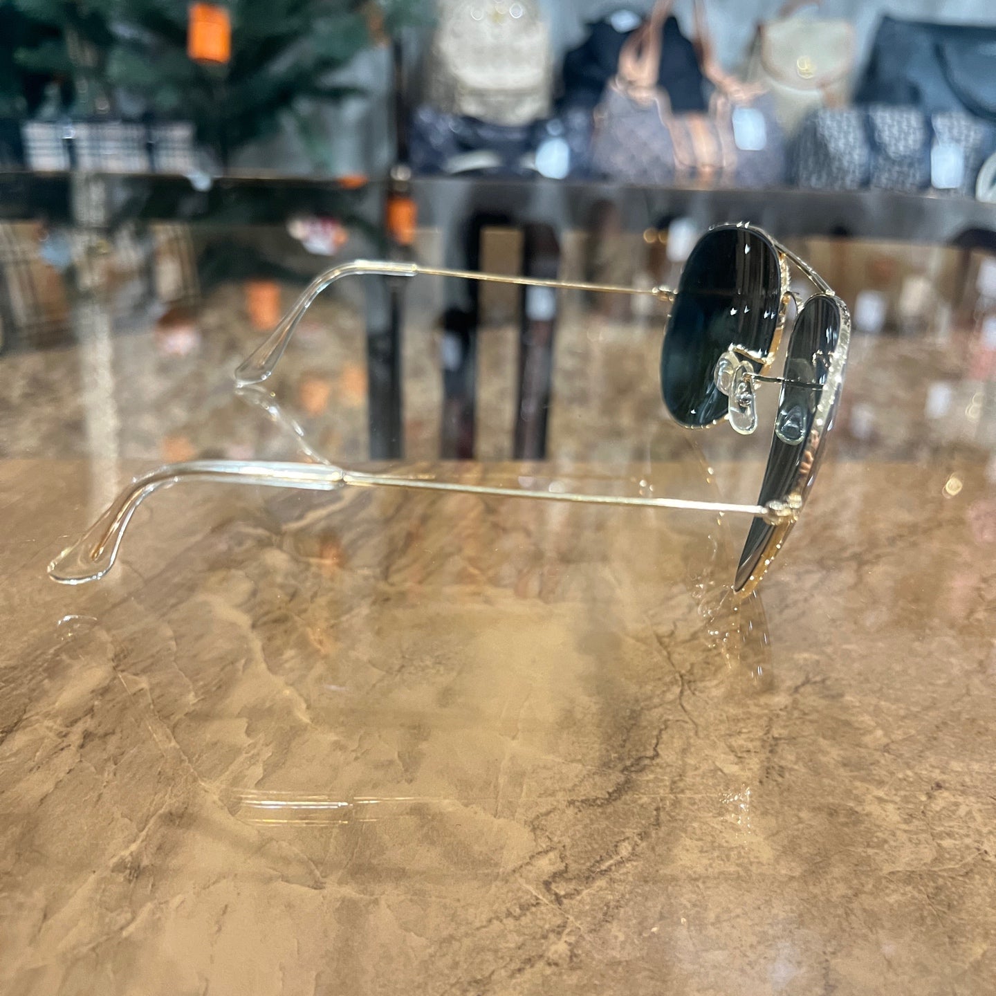 RAY-BAN sunglasses, green resin frame, with case