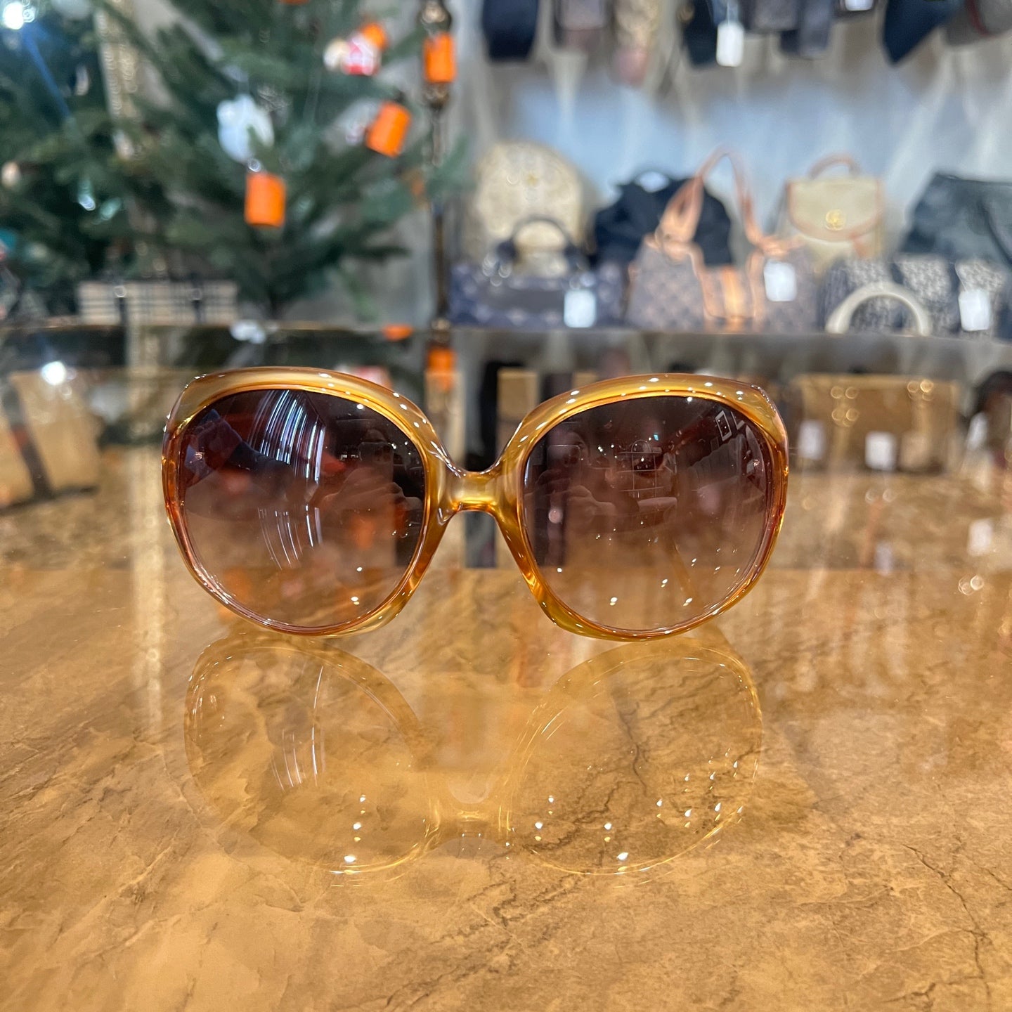 DIOR sunglasses, brown resin frame, with case