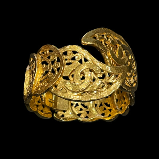 CHANEL Gold Volume Bangle