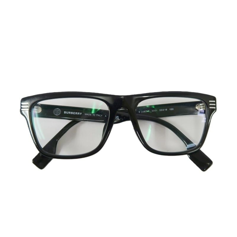 BURBERRY Black Sunglasses With Resin Fram