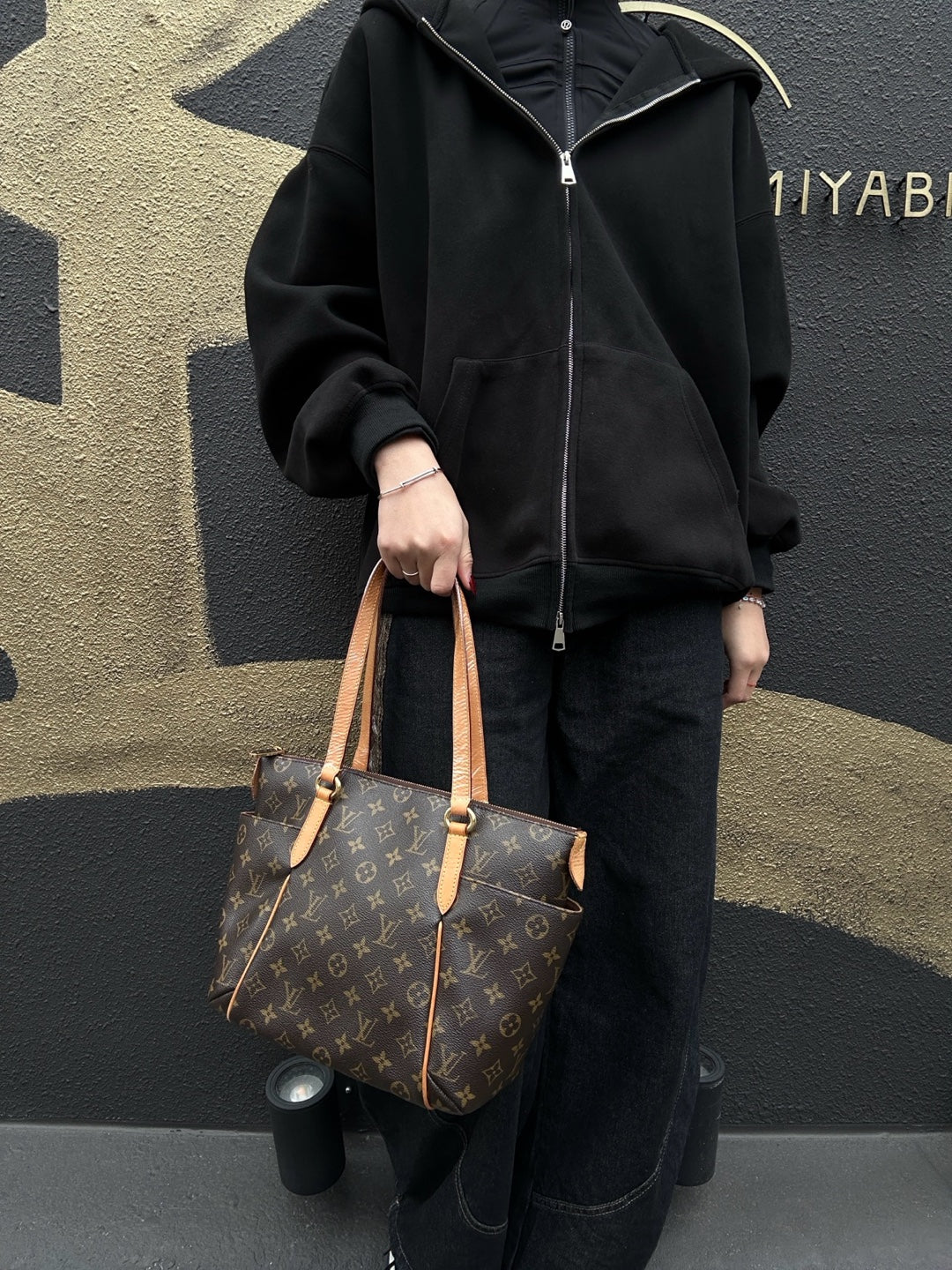 LOUIS VUITTON Totally PM Monogram Canvas Tote Bag