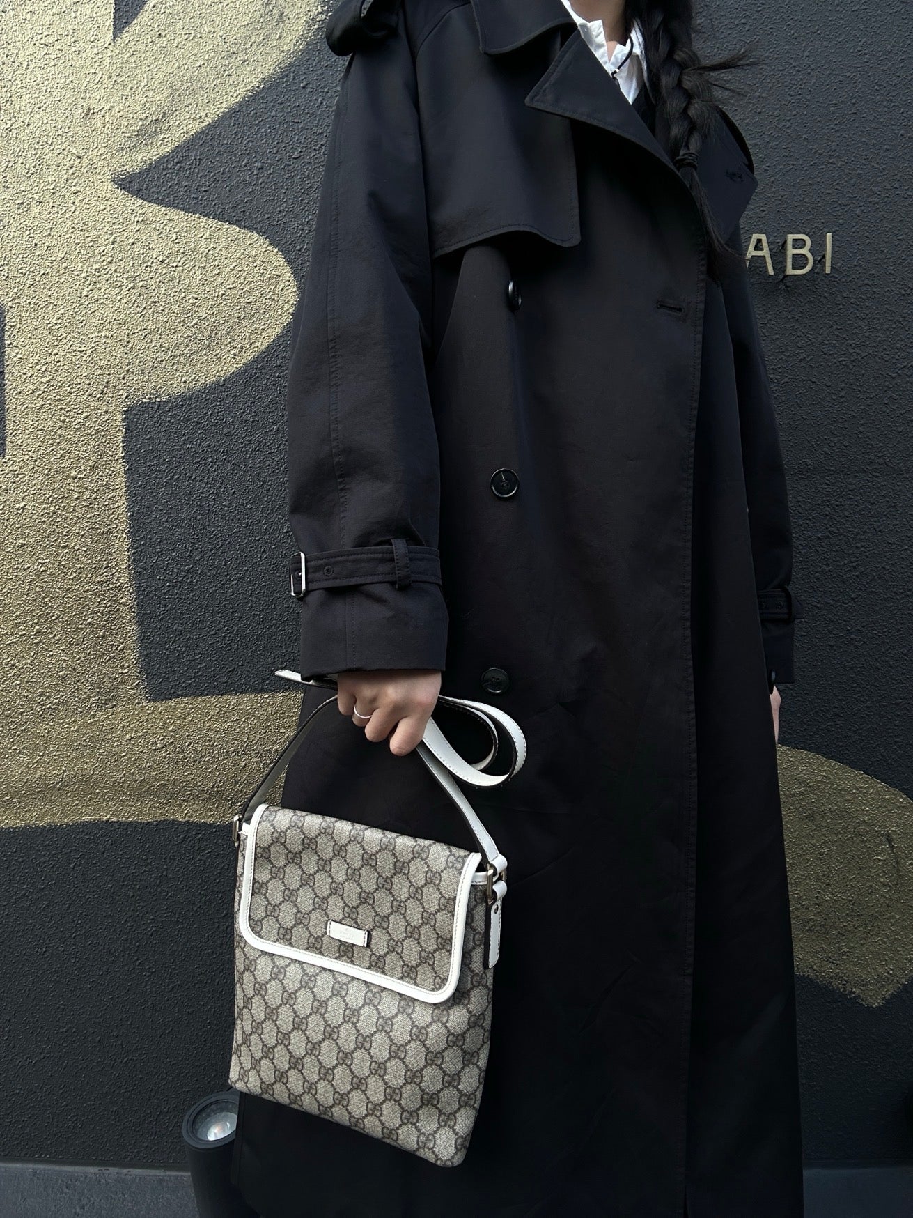 GUCCI GG Supreme Brown Canvas Crossbody Bag