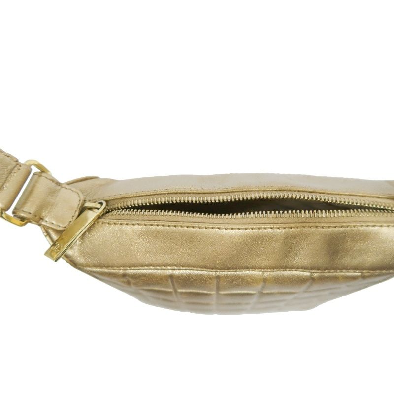 CHANEL Handbag, Gold-Brown Lambskin Leather, Quilted Pattern, Gold Hardware, Armpit & Shoulder Bag