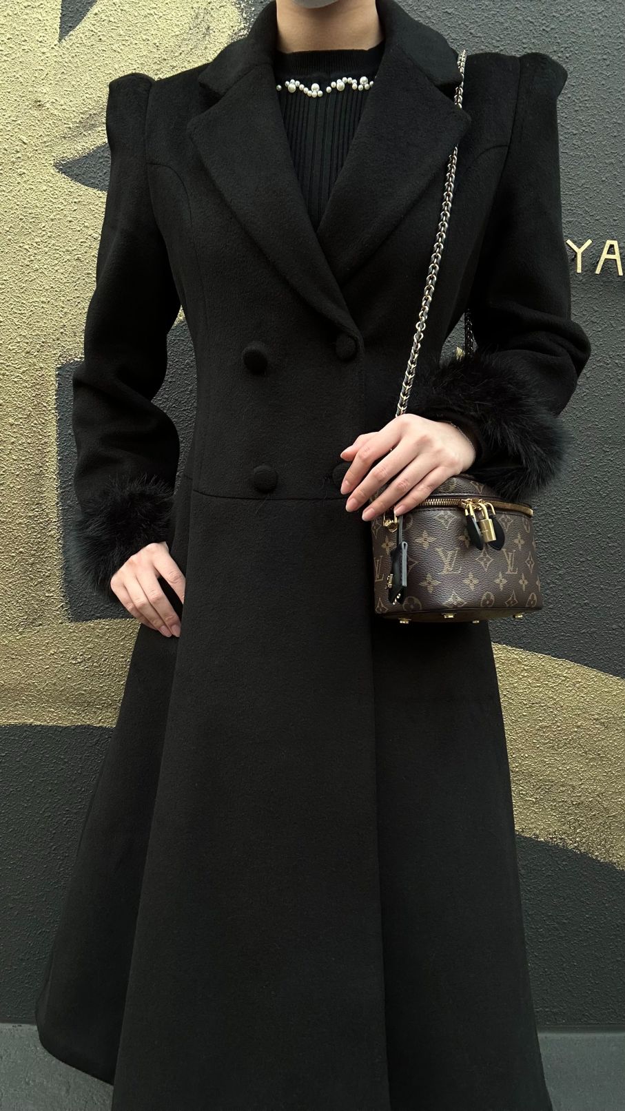 Louis Vuitton Reverse Monogram Handbag & Shoulder Bag, Brown, with Dust Bag and Box, PVC Bucket Crossbody Bag