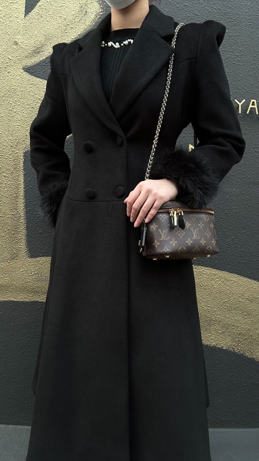 Louis Vuitton Reverse Monogram Handbag & Shoulder Bag, Brown, with Dust Bag and Box, PVC Bucket Crossbody Bag