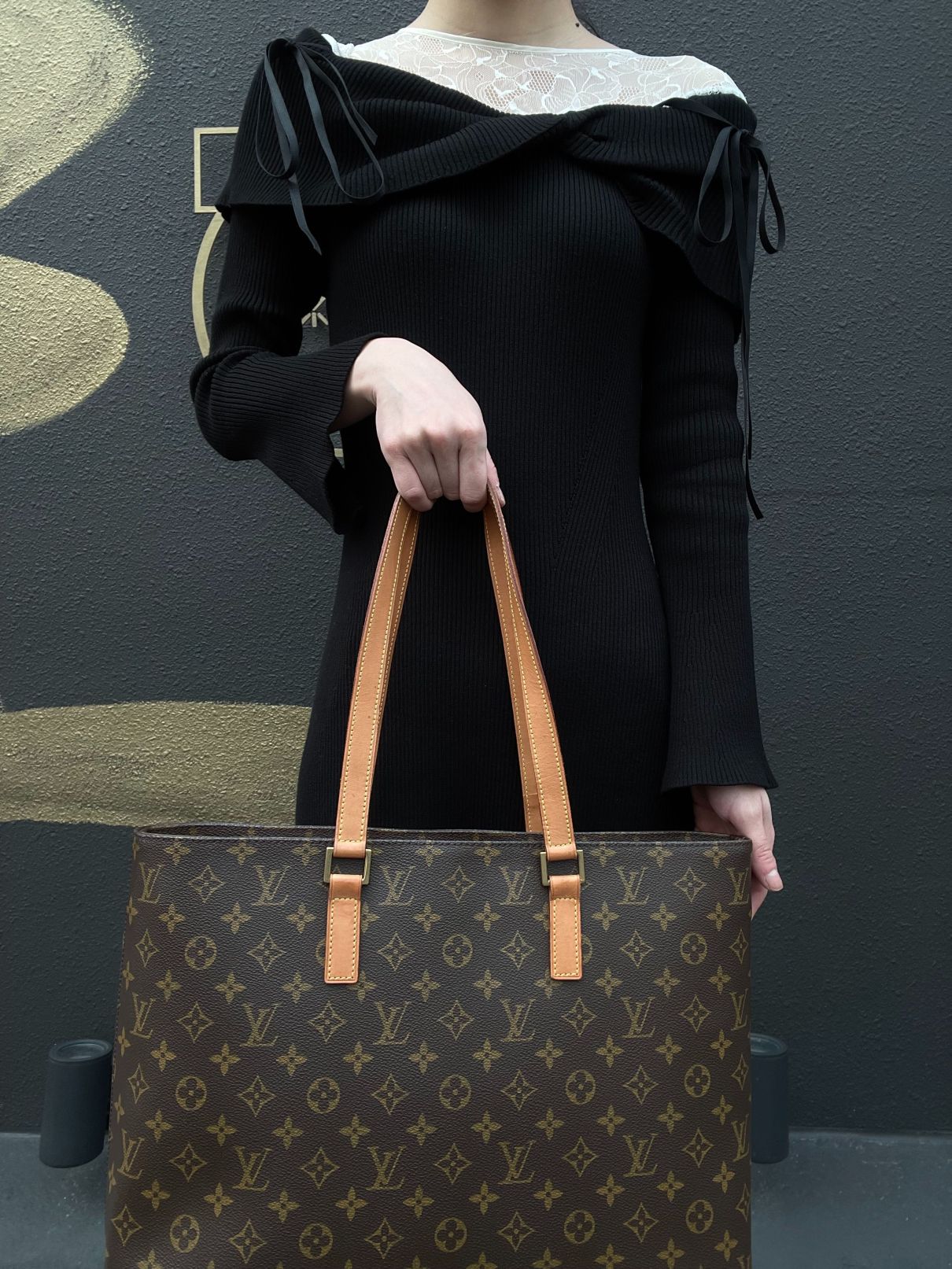LOUIS VUITTON Luco Monogram Canvas Tote Bag Brown Shoulder Bag