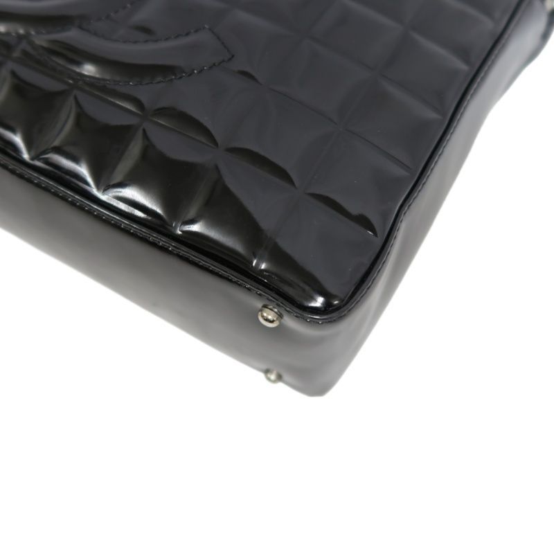CHANEL Chocolate Bar Patent Leather Shoulder Bag Black Silver Hardware