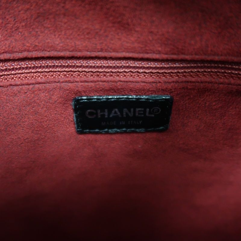 CHANEL Chocolate Bar Patent Leather Shoulder Bag Black Silver Hardware