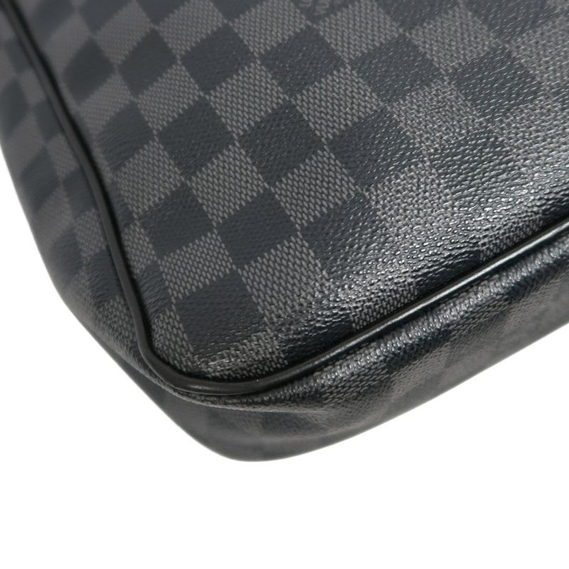 LOUIS VUITTON Damier Graphite Daniel MM Messenger Bag