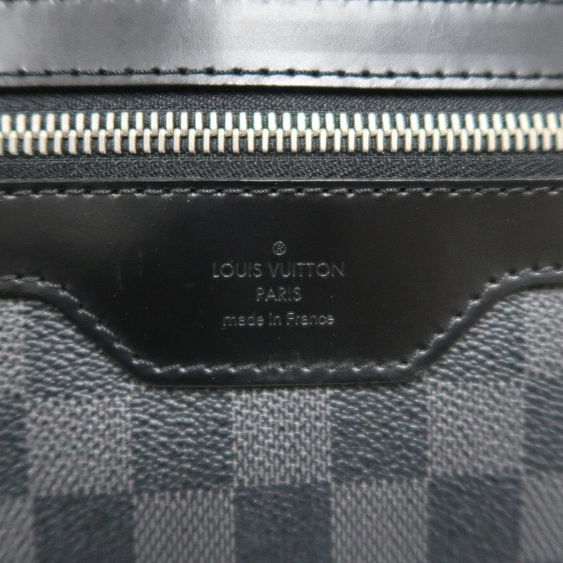 LOUIS VUITTON Damier Graphite Daniel MM Messenger Bag