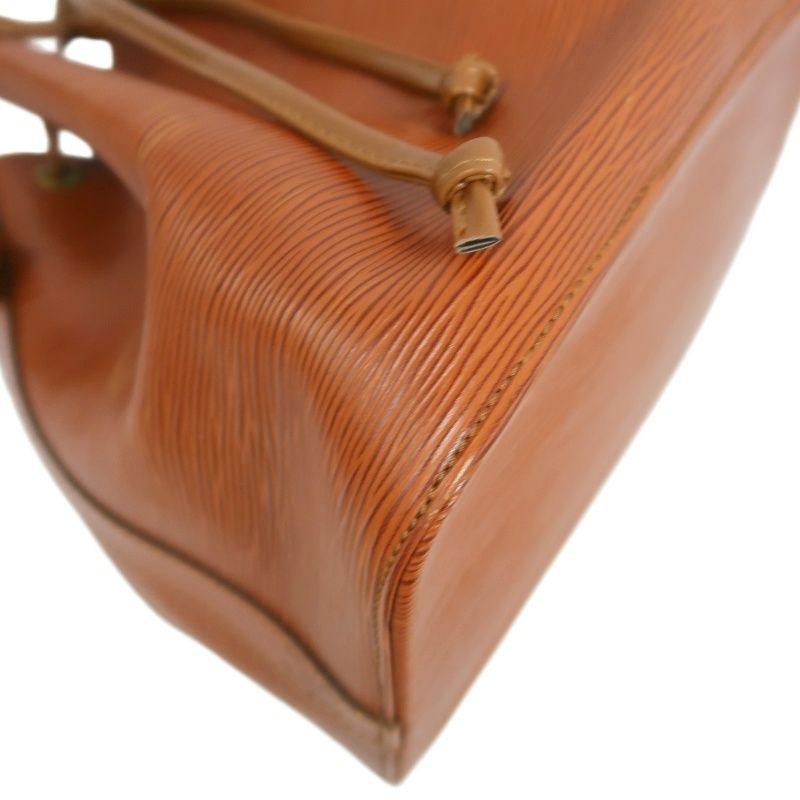 LOUISVUITTON Red Epi PVC Drawstring Bucket Shoulder   Handbag