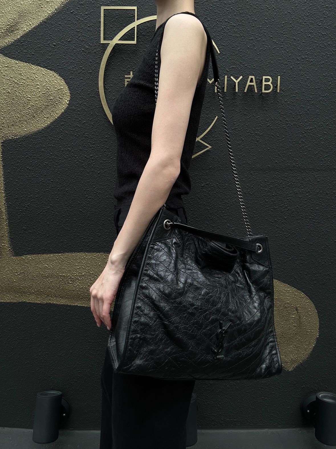 YSL Saint Laurent Tote Bag Oiled Leather Black Silver Hardware