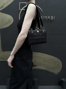 CHANEL Chocolate Bar Caviar Leather Tote Bag Black Gold-Tone Hardware