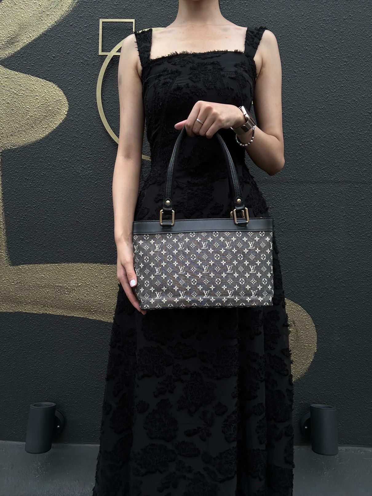 LOUIS VUITTON LV Monogram Mini Lucille PM 　Handbag 　Black　 Name Tag