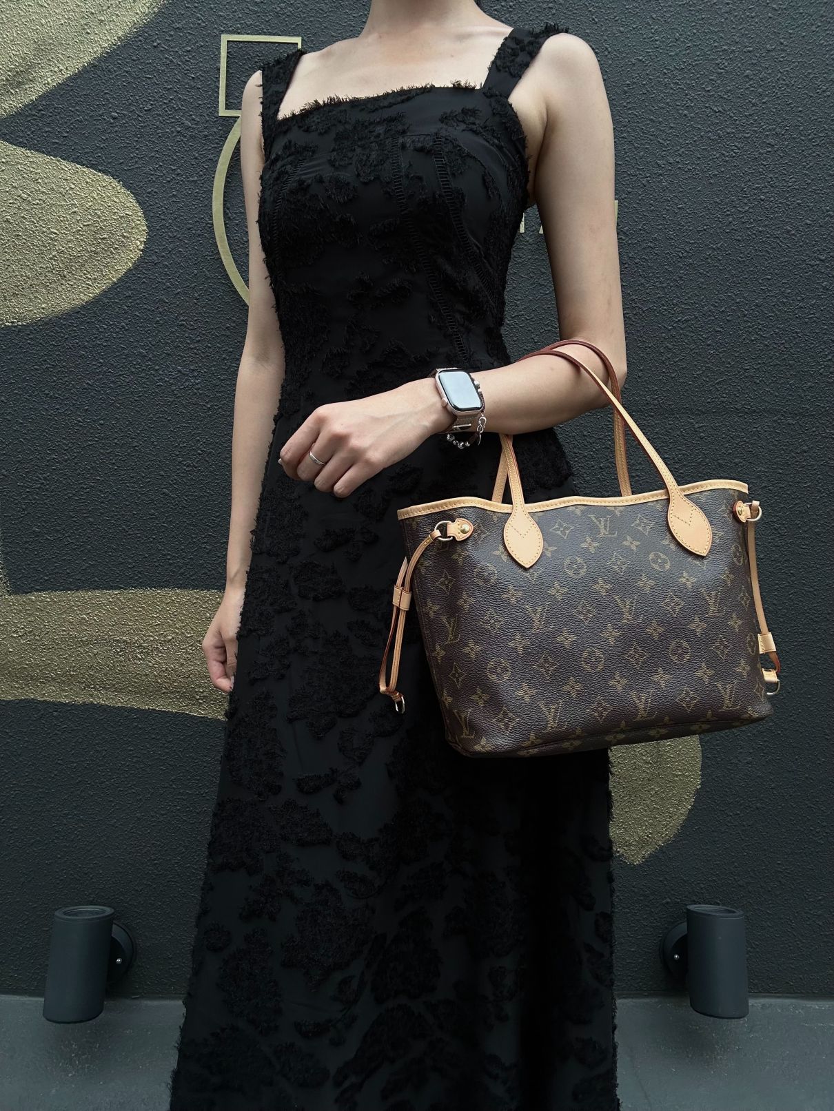 LOUIS VUITTON Monogram Neverfull PM Tote Bag brown　Gold Hardware