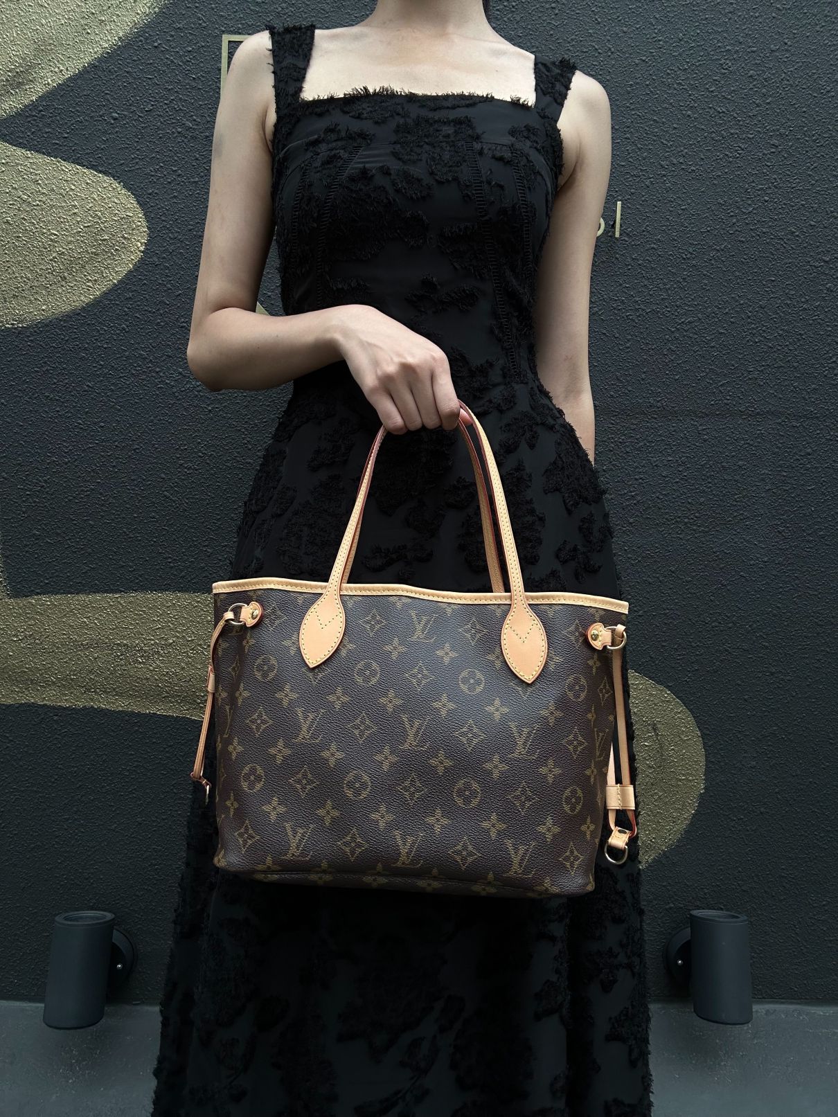 LOUIS VUITTON Monogram Neverfull PM Tote Bag brown　Gold Hardware