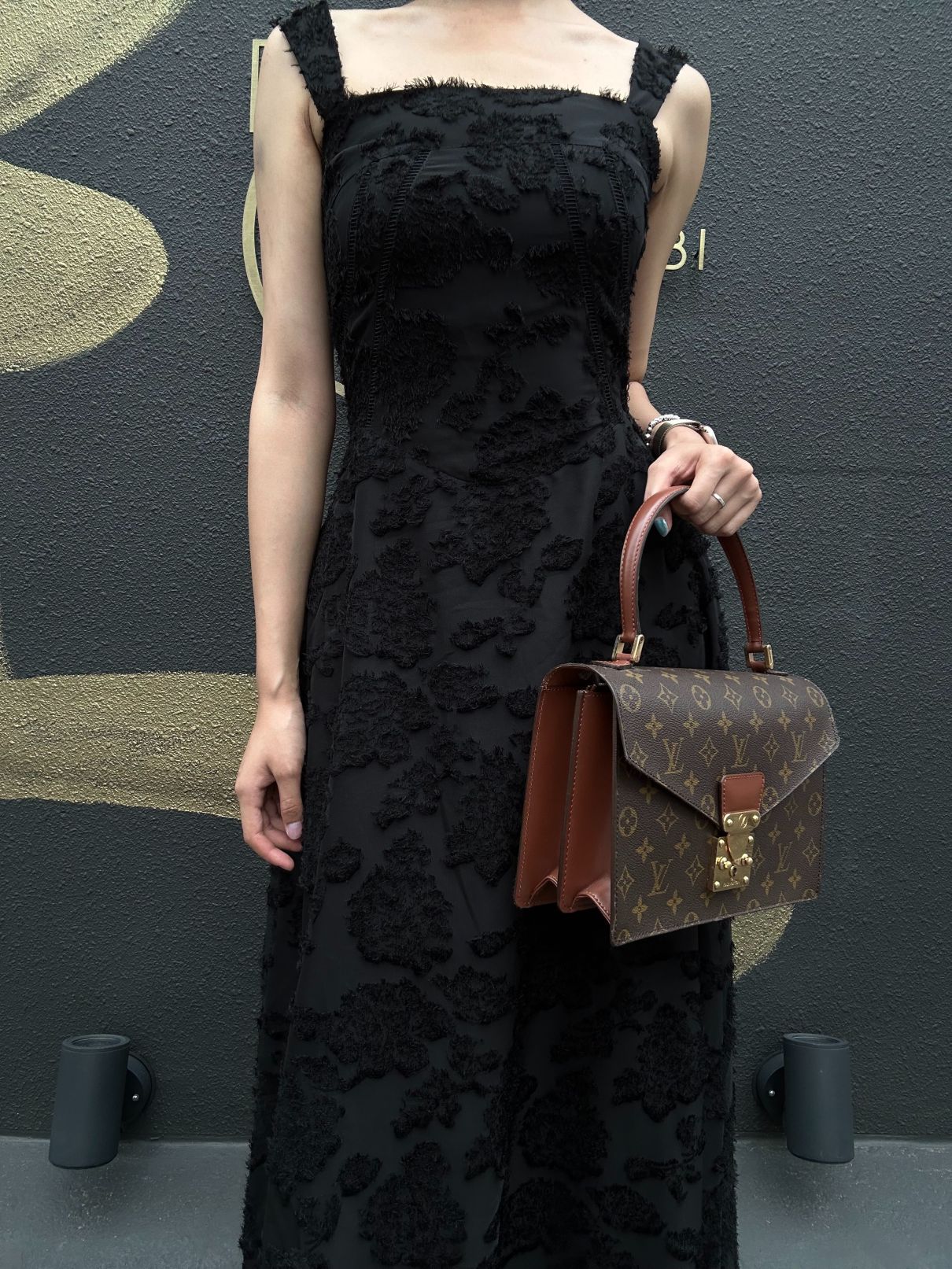 LOUIS VUITTON Monogram Concorde Handbag 　Brown