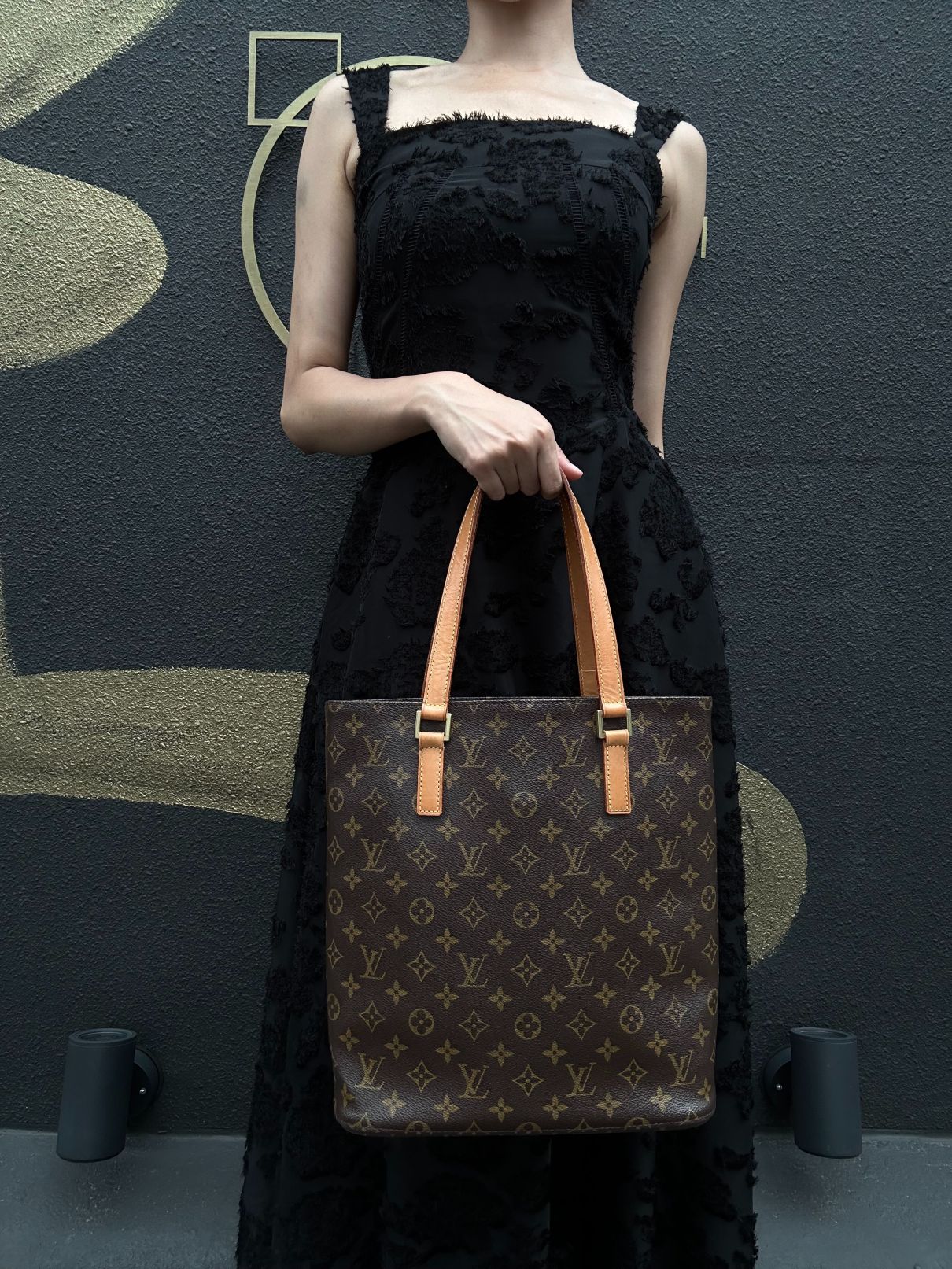 LOUIS VUITTON Monogram Vavin GM Tote Bag  Brown