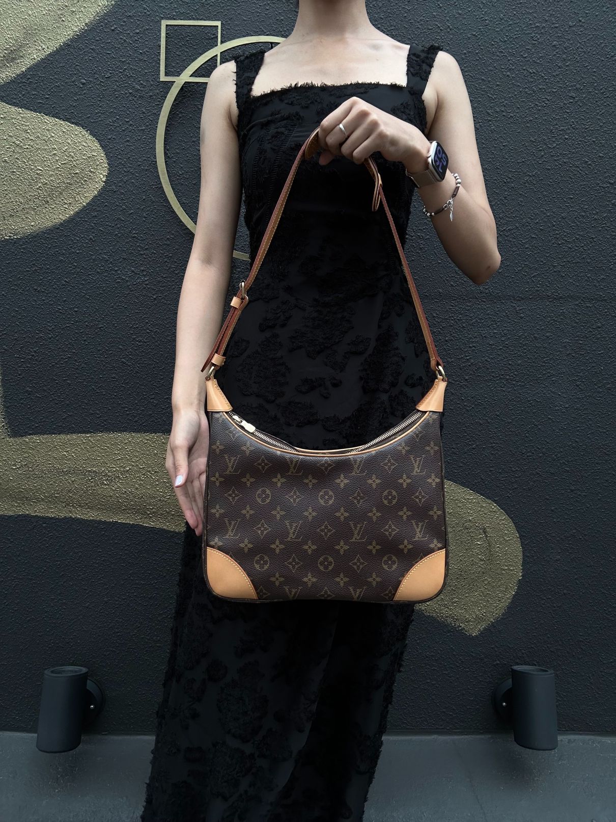 LOUIS VUITTON Monogram Boulogne 30 Shoulder Bag Brown Gold Hardware