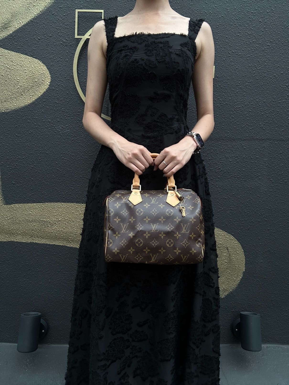 &nbsp;LOUIS VUITTON Monogram Speedy 25 HandbagM41528 Gold Hardware Cadena Padlock ・ 2 Keys