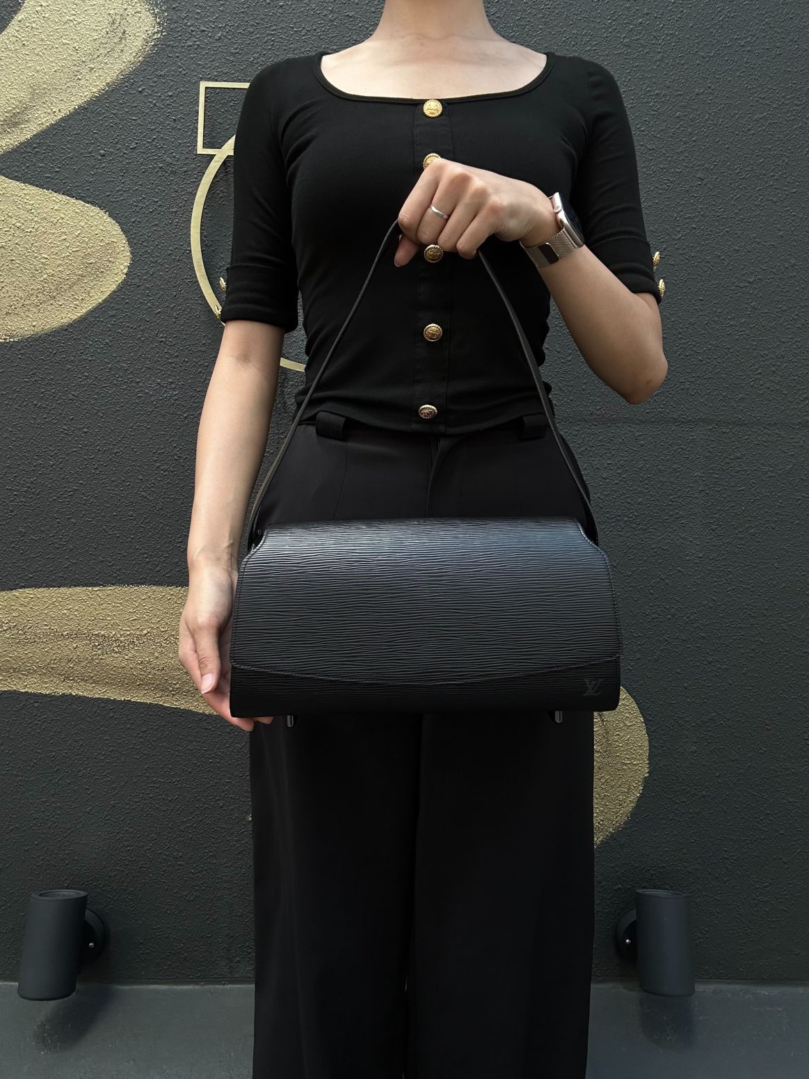OUIS VUITTON Epi Nocturne GM Shoulder Bag 　 Black Silver Hardware