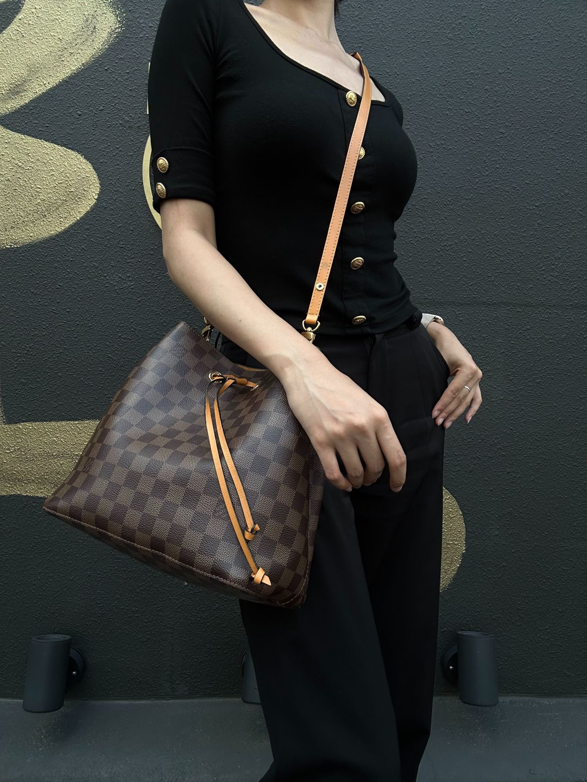 LOUIS VUITTON LV NeoNoe Damier Ebene Canvas Bucket Shoulder Bag Brown Yellow PVC