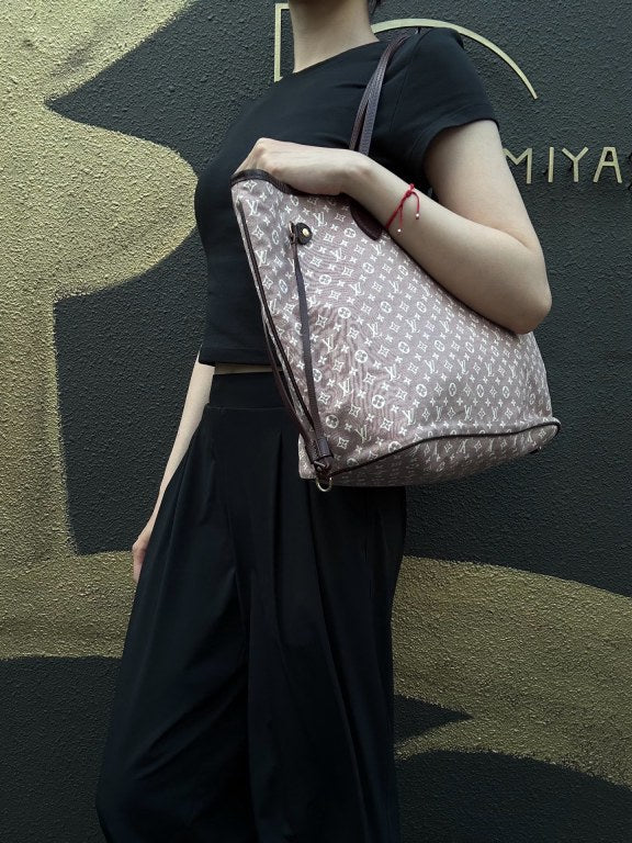 LOUIS VUITTON Monogram Idylle Neverfull MM Tote Bag Canvas pinkGold Hardware