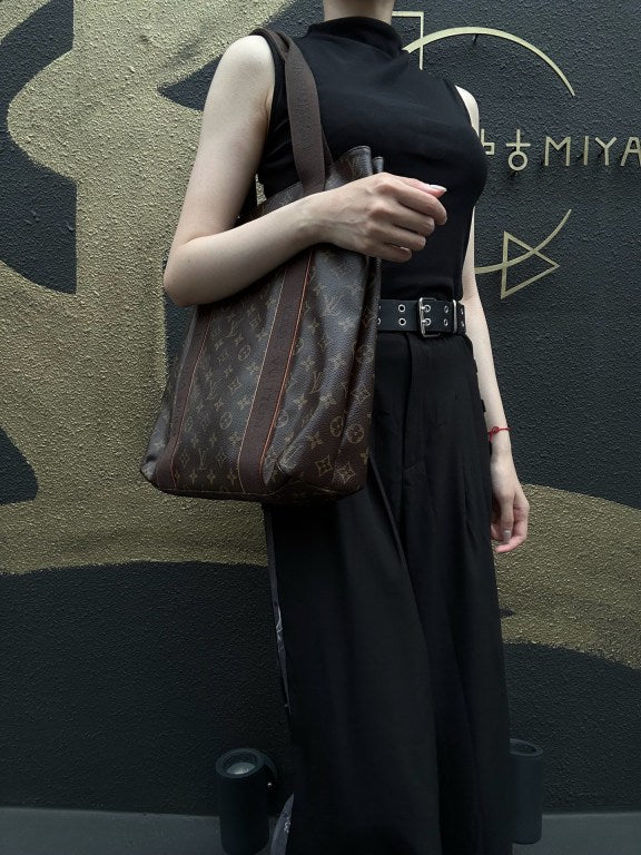 LOUIS VUITTON Monogram Cabas Bobour Tote Bag  Grey