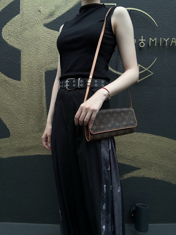 LOUIS VUITTON Monogram Pochette Twin GM  Clutch Gold Hardware With shoulder belt