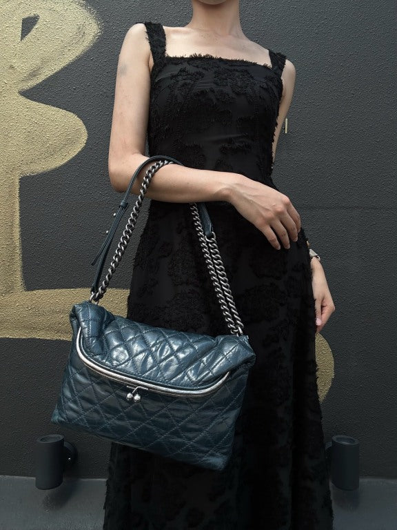 CHANEL Classic Matelasse Aged Calfskin Navy Blue Waxed Leather Quilted Kiss-lock Chain Shoulder Bag With Silver Hardware