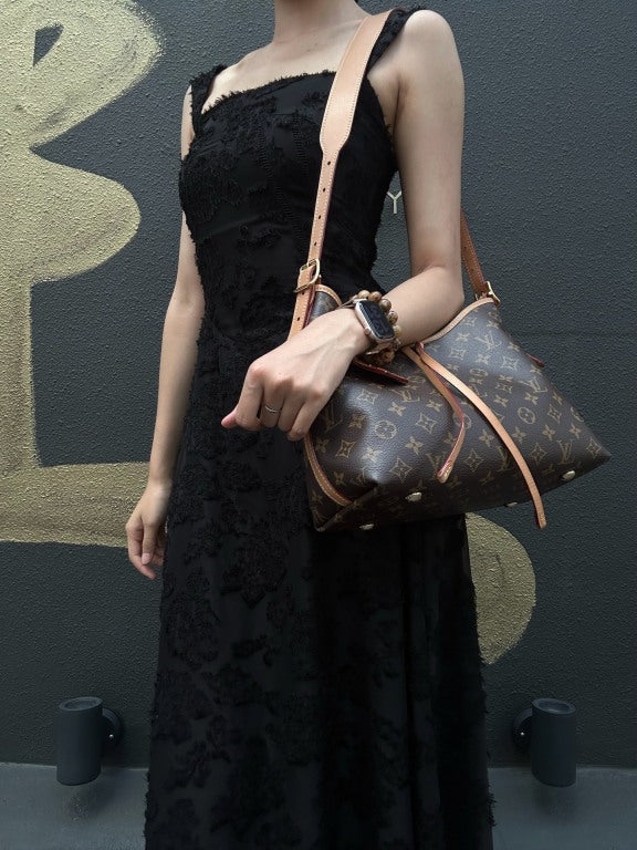 LOUIS VUITTON Monogram Canvas Brown Carryall Shoulder Bag