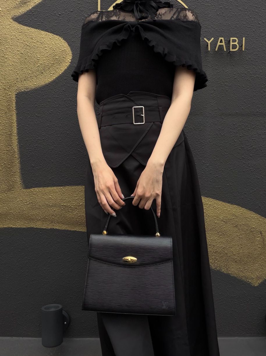 LOUIS VUITTON Marzelle Epi Leather Handbag Black Calfskin Gold Hardware Luxury Classic Elegant Work Bag