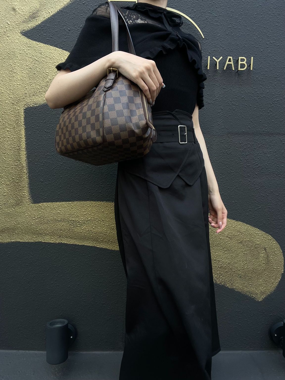 LOUIS VUITTON Damier Ebene Belem Handbag Brown Checkerboard Canvas Leather Shoulder Strap Gold Hardware Spacious Classic Daily Work Bag
