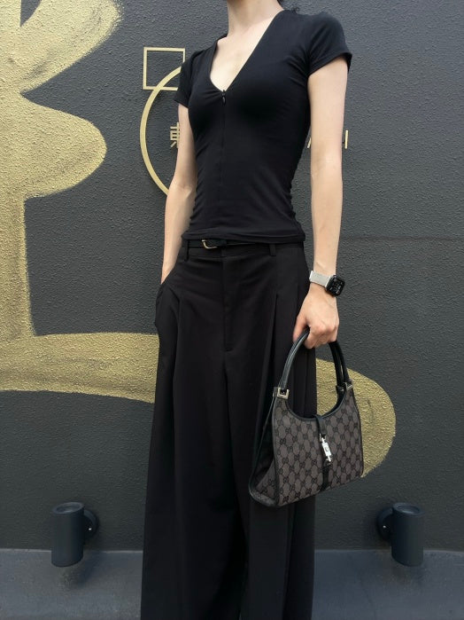 GUCCI GG Monogram Canvas Jackie Hobo Handbag Dark Brown Classic Pattern Black Leather Trim Silver Hardware Vintage Iconic Elegant Casual Shoulder Bag