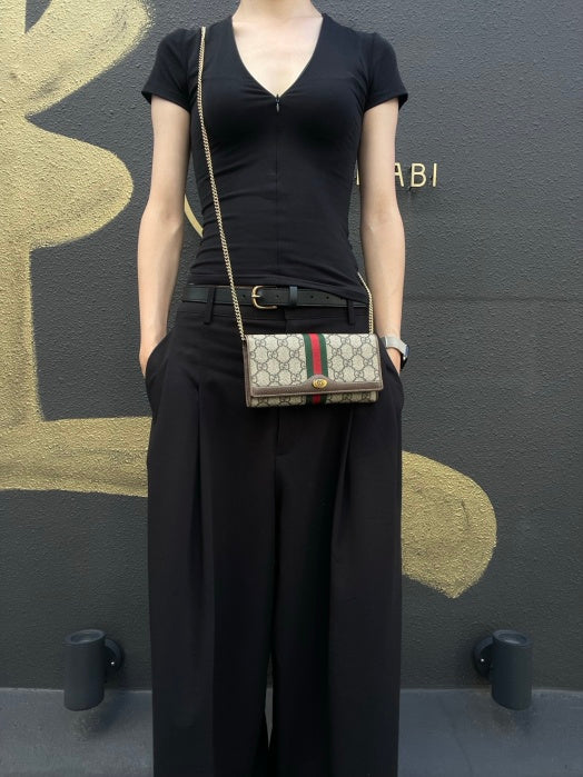 GUCCI Sherry Line GG Canvas Chain Wallet Canvas Gold-Tone Hardware