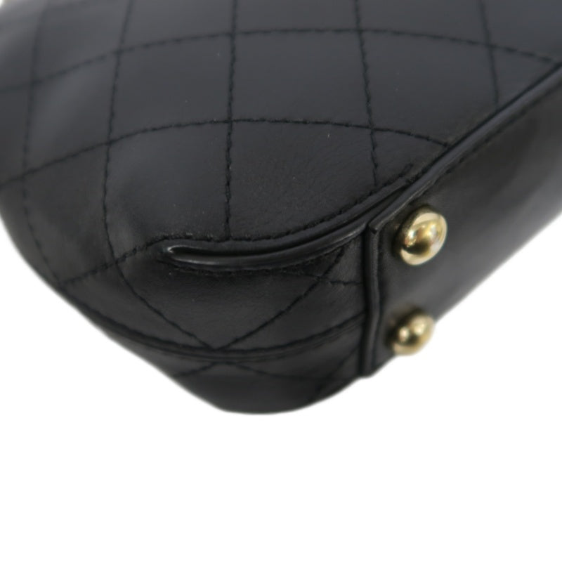CHANEL Matelasse Handbag, Calfskin, Black, Gold Hardware