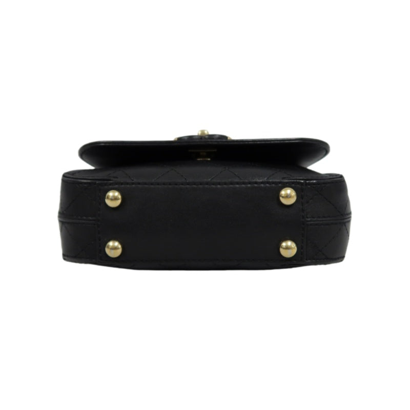 CHANEL Matelasse Handbag, Calfskin, Black, Gold Hardware
