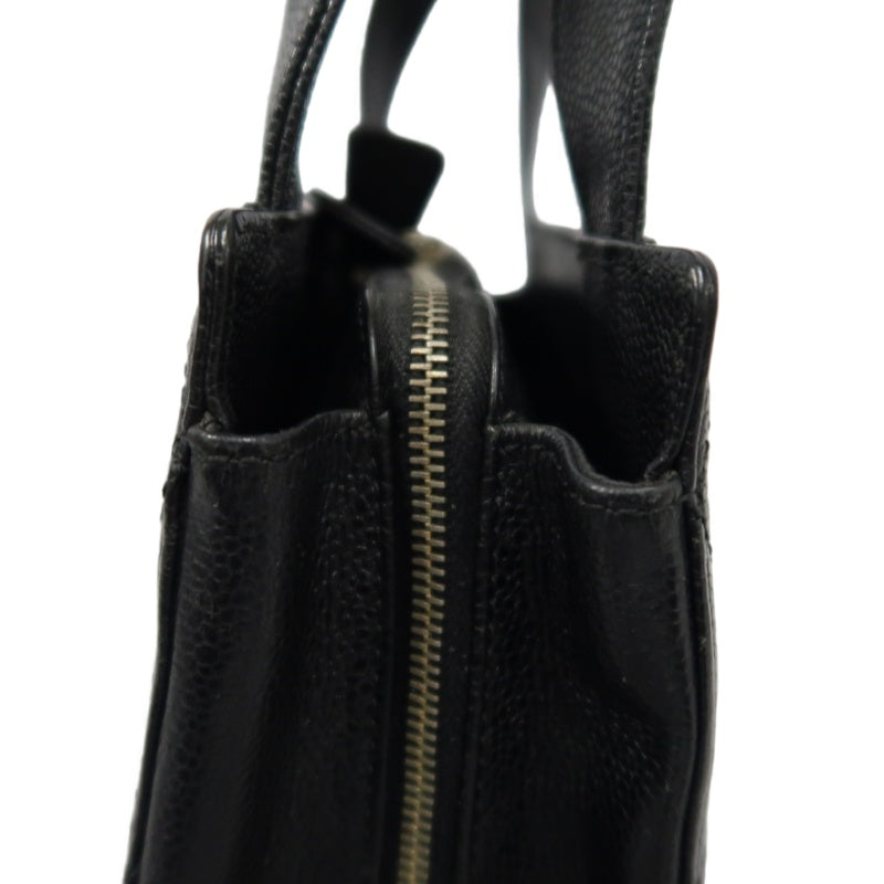 CHANEL Matelasse Tote Bag, Calf Leather, Black, Gold Hardware
