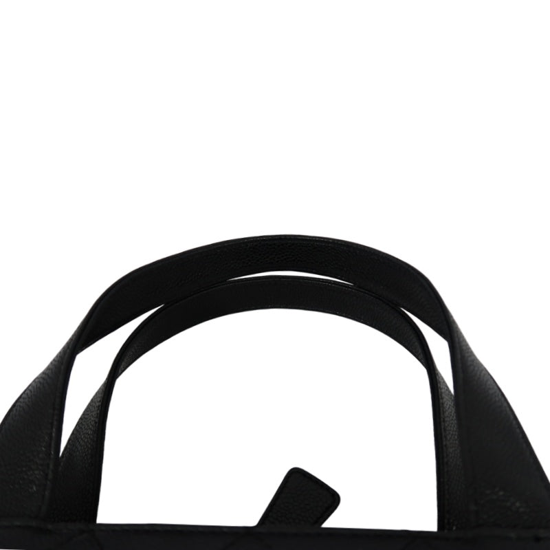 CHANEL Matelasse Tote Bag, Calf Leather, Black, Gold Hardware