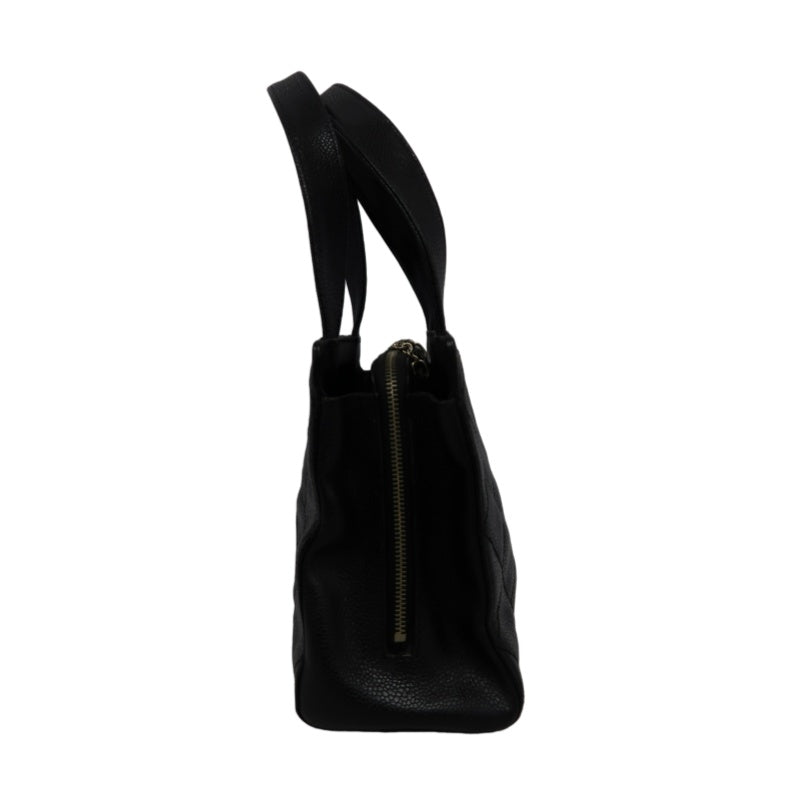 CHANEL Matelasse Tote Bag, Calf Leather, Black, Gold Hardware
