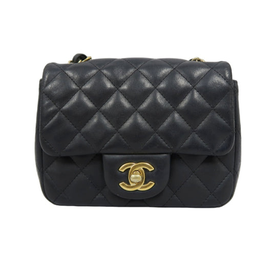 CHANEL Matelasse Shoulder Bag, Lambskin, Black, Gold-tone Hardware